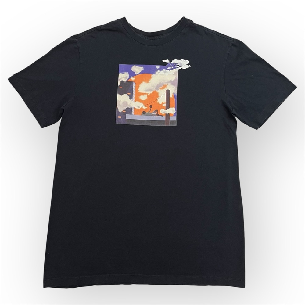 Nike Men’s Heat Wave Black Graphic T-Shirt